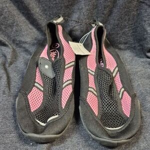 Sun N Sand Women's 7 Water Shoe - NEW